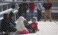 250 migrant children moved from an overcrowded border station in US state of Texas 